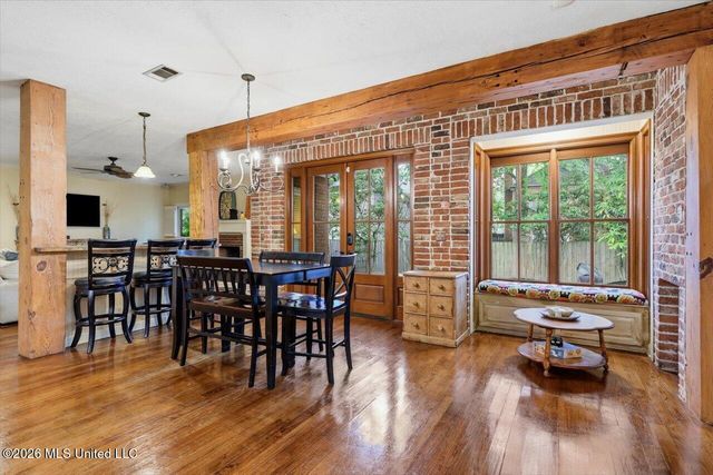 5115 Heatherton Drive, Jackson, MS 39211