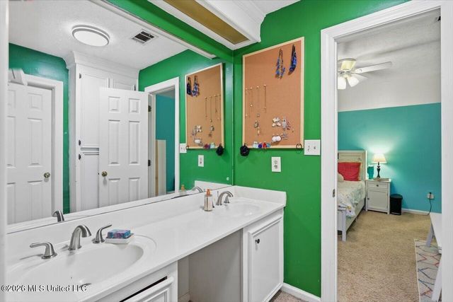 5115 Heatherton Drive, Jackson, MS 39211