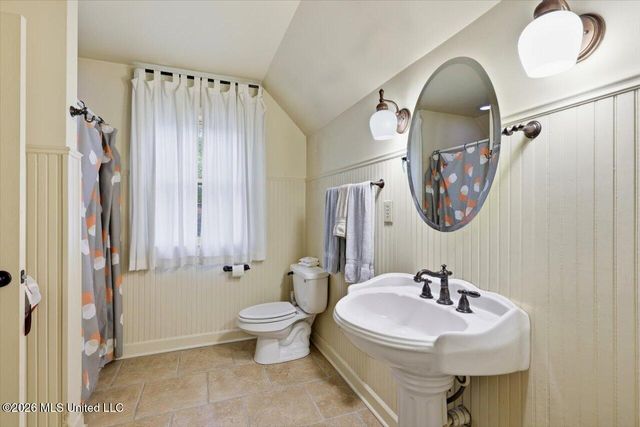5115 Heatherton Drive, Jackson, MS 39211