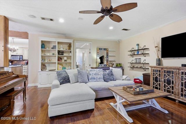 5115 Heatherton Drive, Jackson, MS 39211