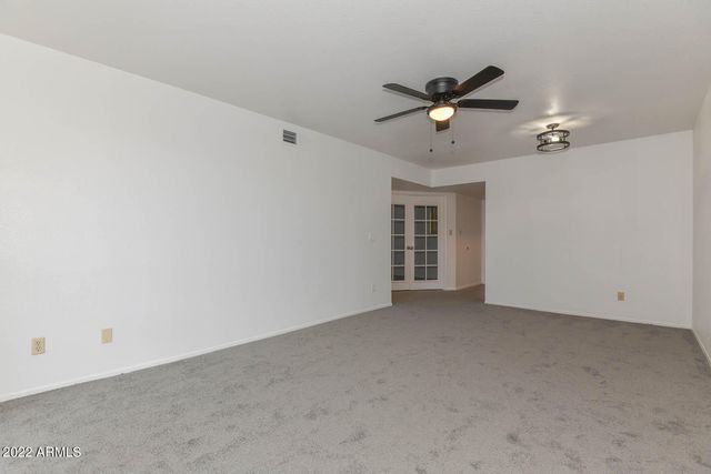 3131 W COCHISE Drive 213, Phoenix, AZ 85051