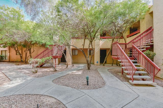 3131 W COCHISE Drive 213, Phoenix, AZ 85051