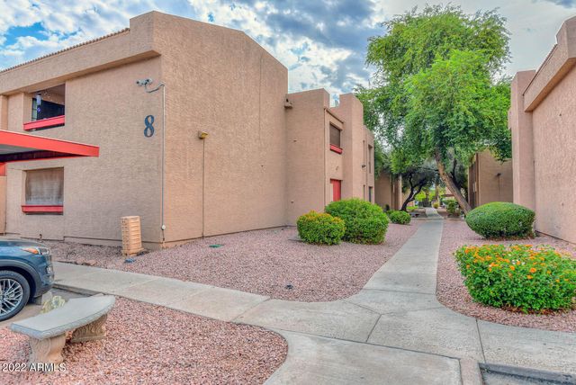 3131 W COCHISE Drive 213, Phoenix, AZ 85051