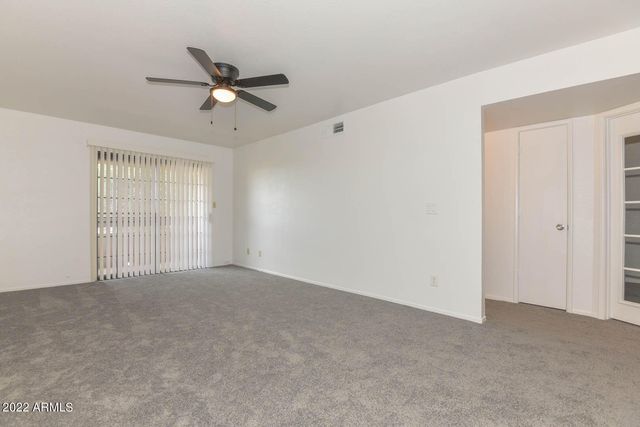3131 W COCHISE Drive 213, Phoenix, AZ 85051