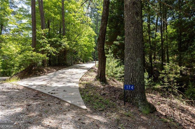 174 Chestnut Ridge, Blue Ridge, GA 30513