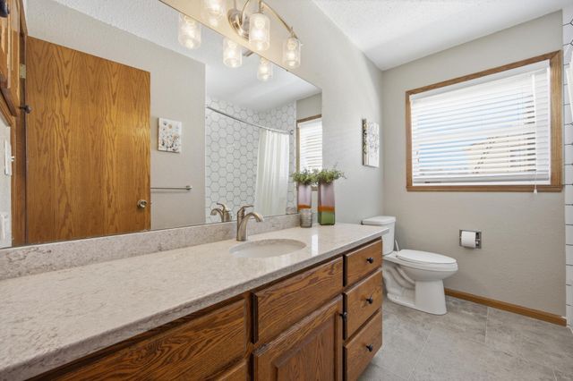 417 Valley Avenue, Moorhead, MN 56560