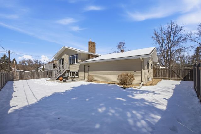 417 Valley Avenue, Moorhead, MN 56560