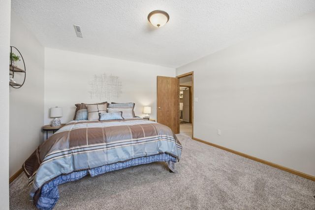 417 Valley Avenue, Moorhead, MN 56560