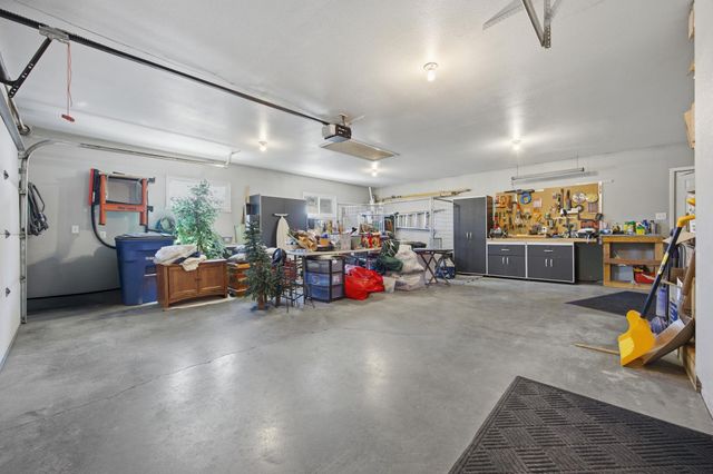 417 Valley Avenue, Moorhead, MN 56560