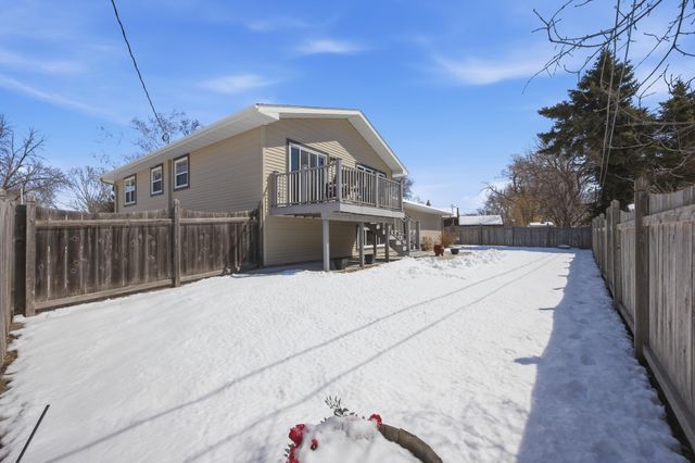 417 Valley Avenue, Moorhead, MN 56560