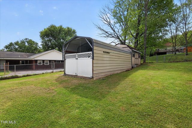 126 Buffalo Creek Road, Johnson City, TN 37601