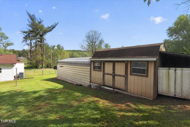 126 Buffalo Creek Road, Johnson City, TN 37601