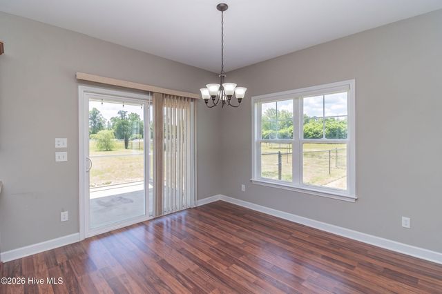 102 E Lake Drive, Goldsboro, NC 27534