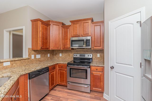 102 E Lake Drive, Goldsboro, NC 27534