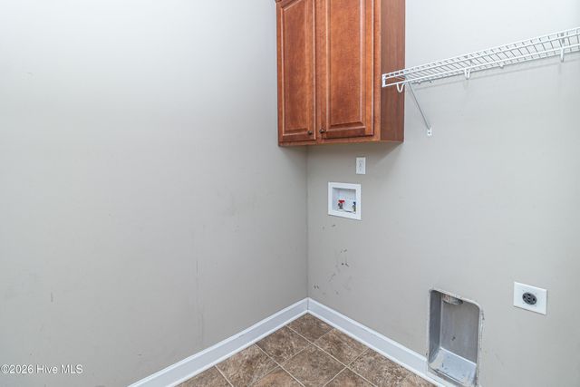 102 E Lake Drive, Goldsboro, NC 27534