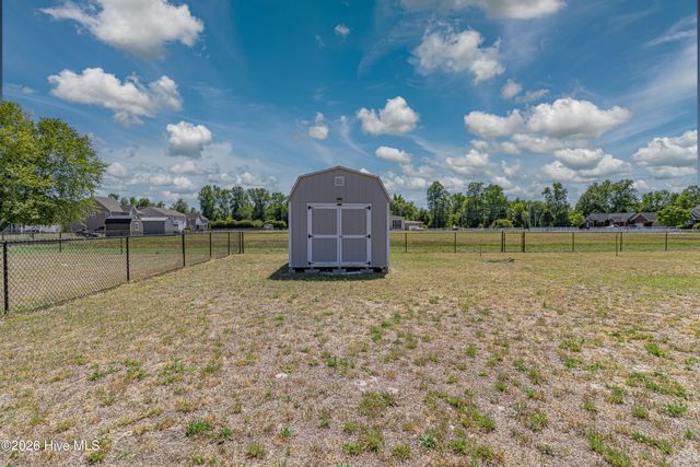 102 E Lake Drive, Goldsboro, NC 27534