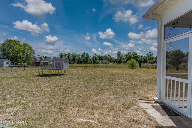 102 E Lake Drive, Goldsboro, NC 27534