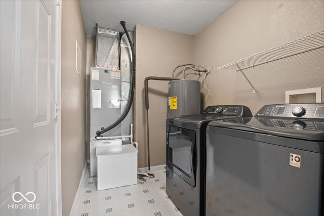 106 Kensington Court, Pittsboro, IN 46167