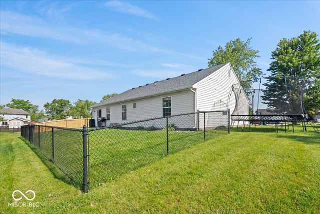 106 Kensington Court, Pittsboro, IN 46167