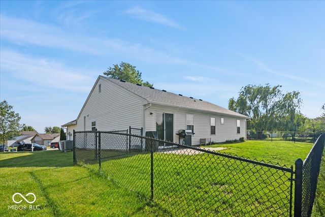 106 Kensington Court, Pittsboro, IN 46167