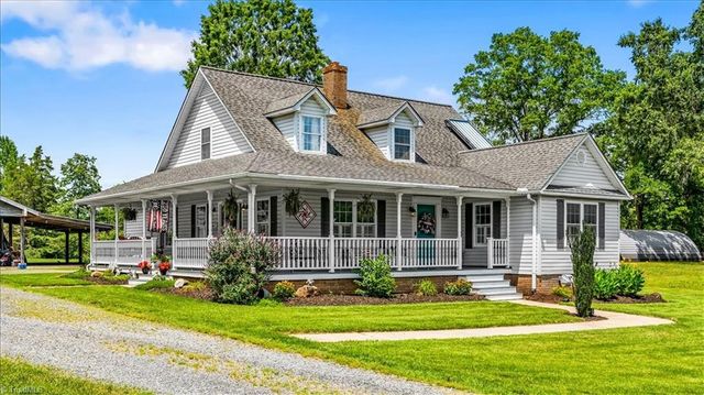 523 Round House Road, Eden, NC 27288