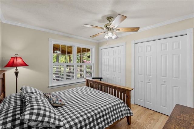 523 Round House Road, Eden, NC 27288