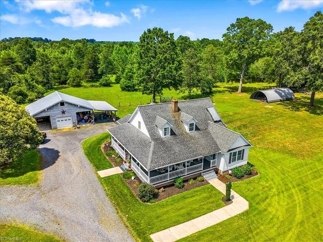 523 Round House Road, Eden, NC 27288