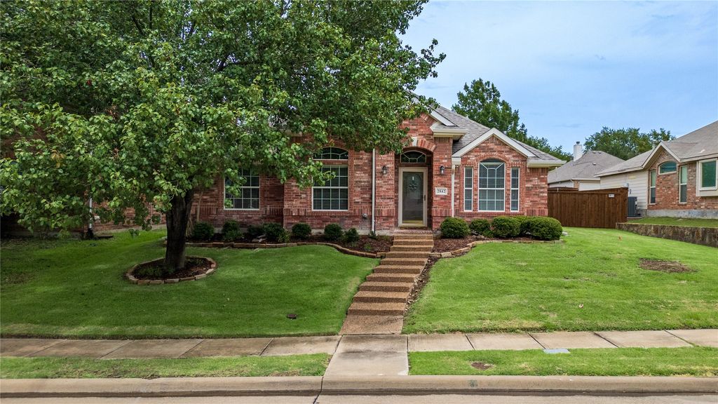 2842 Misty Ridge Lane, Rockwall, TX 75032