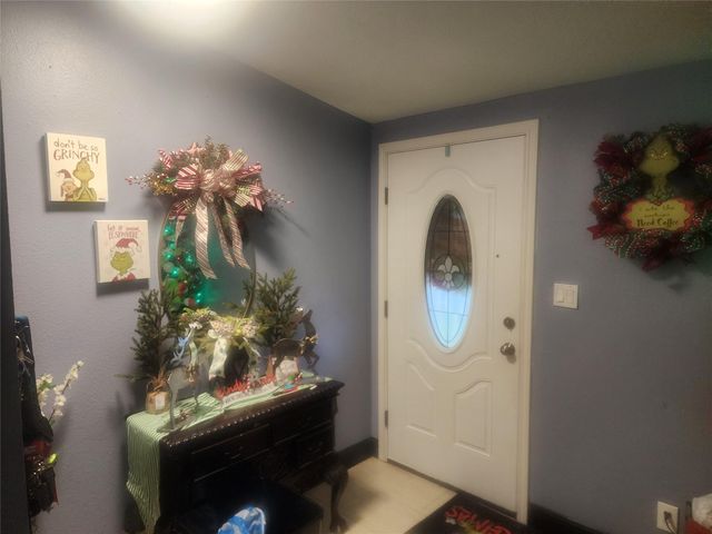 4404 34th Street, Dickinson, TX 77539