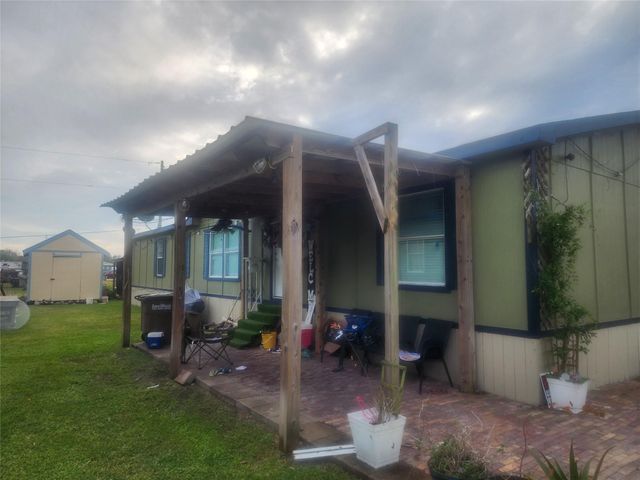 4404 34th Street, Dickinson, TX 77539