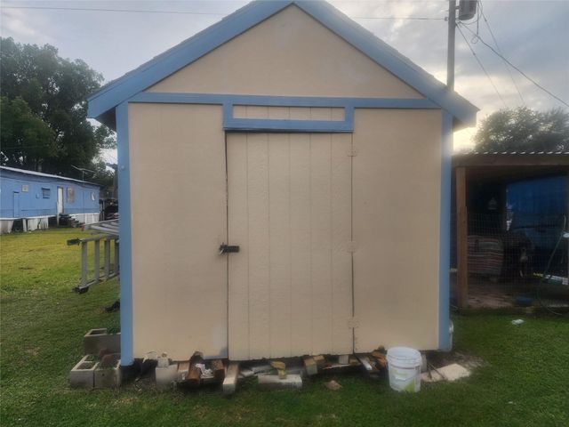 4404 34th Street, Dickinson, TX 77539