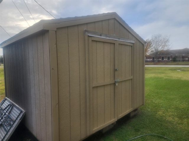 4404 34th Street, Dickinson, TX 77539