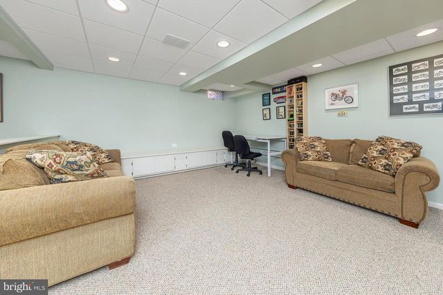 814 CANVASBACK DR, Mullica Hill, NJ 08062