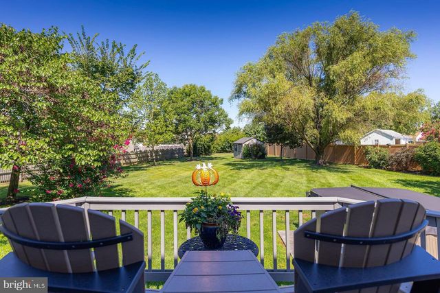 814 CANVASBACK DR, Mullica Hill, NJ 08062