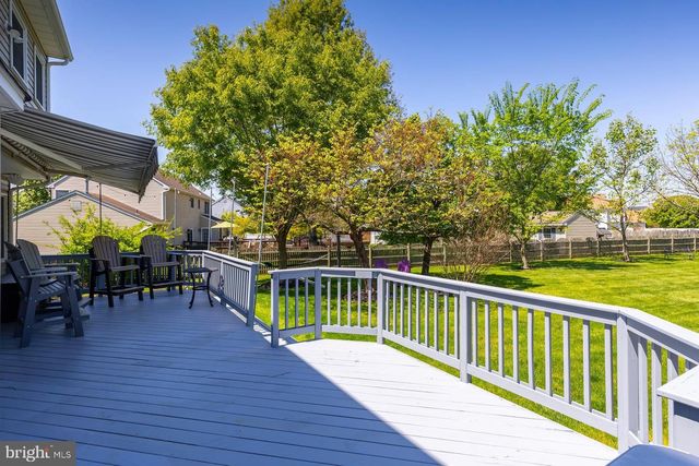 814 CANVASBACK DR, Mullica Hill, NJ 08062