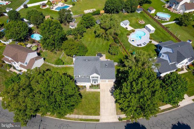 814 CANVASBACK DR, Mullica Hill, NJ 08062