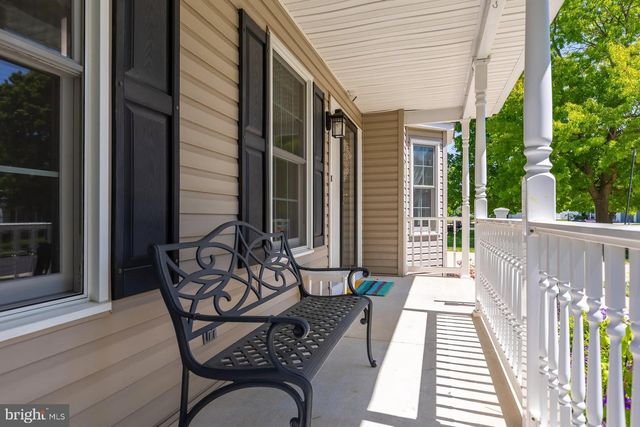 814 CANVASBACK DR, Mullica Hill, NJ 08062