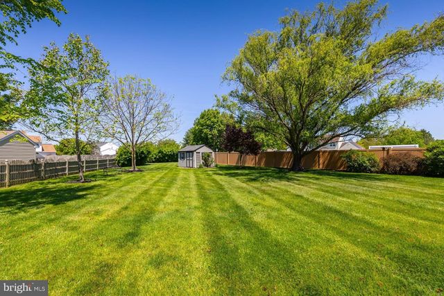 814 CANVASBACK DR, Mullica Hill, NJ 08062