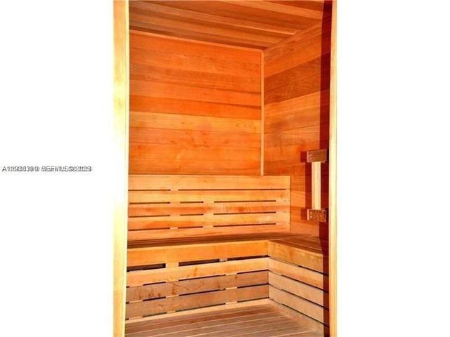 3300 NE 191st St 518, Aventura, FL 33180