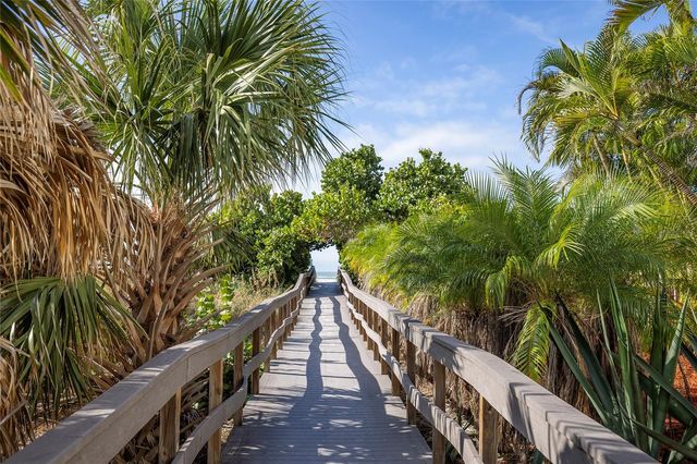 222 SUN VISTA COURT N 67, Treasure Island, FL 33706