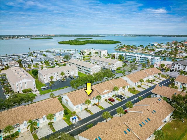 222 SUN VISTA COURT N 67, Treasure Island, FL 33706