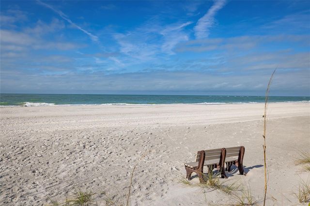 222 SUN VISTA COURT N 67, Treasure Island, FL 33706