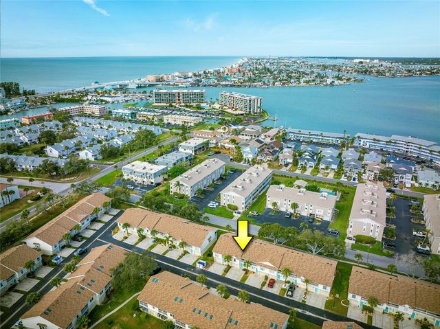 222 SUN VISTA COURT N 67, Treasure Island, FL 33706