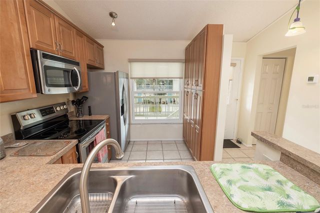 222 SUN VISTA COURT N 67, Treasure Island, FL 33706