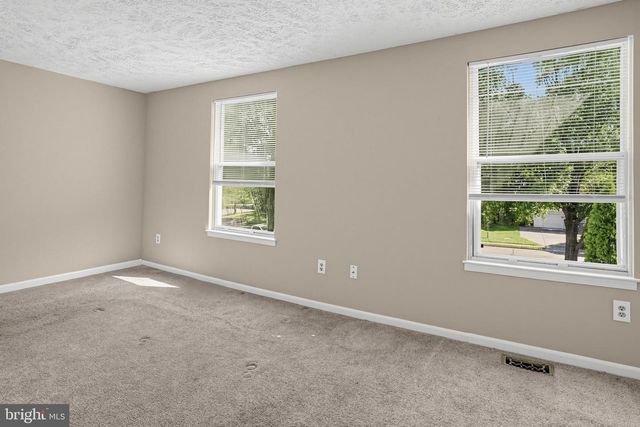 8486 KIRBY ST, Manassas, VA 20110