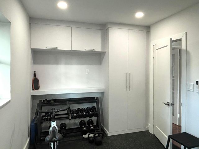 1627 NE 17th Avenue, Fort Lauderdale, FL 33305