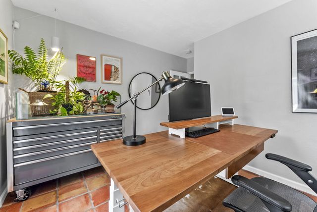 1627 NE 17th Avenue, Fort Lauderdale, FL 33305