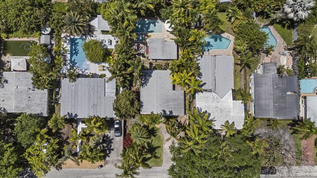 1627 NE 17th Avenue, Fort Lauderdale, FL 33305