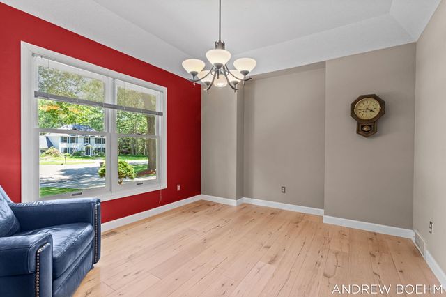 166 Wynwood Court, Holland, MI 49424