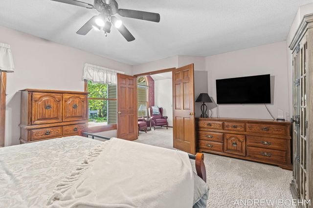 166 Wynwood Court, Holland, MI 49424